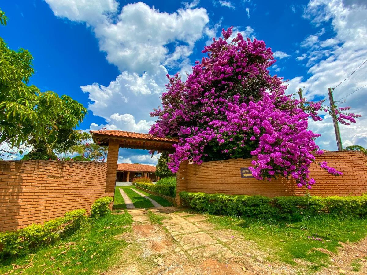 Pousada Espaco Do Sol Арасаригуама Екстериор снимка